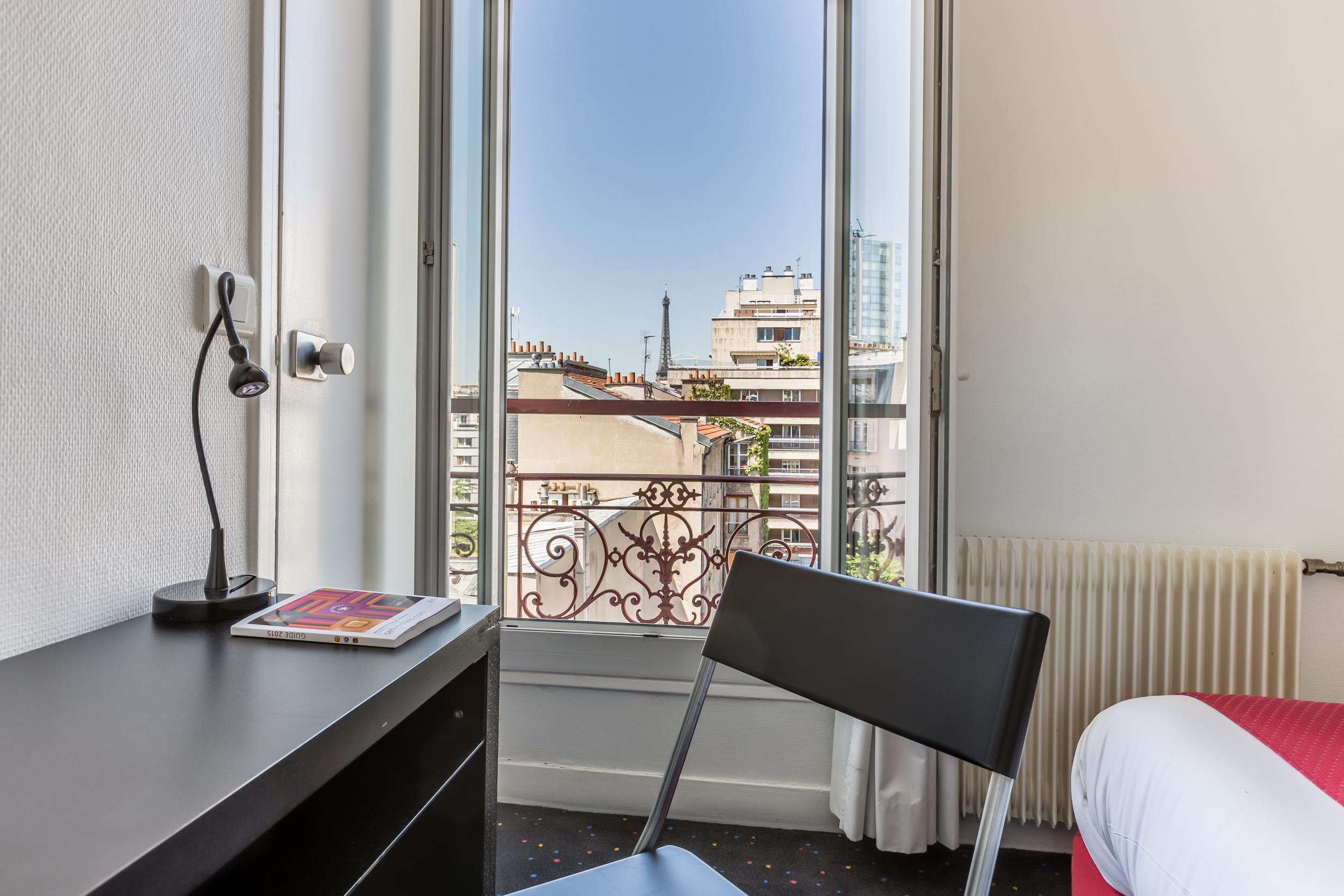 The Originals City, Lecourbe, Tour Eiffel Hotel Parijs